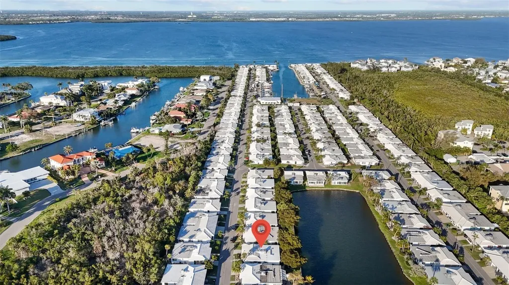 604 Spanish Drive N Longboat Key FL 34228