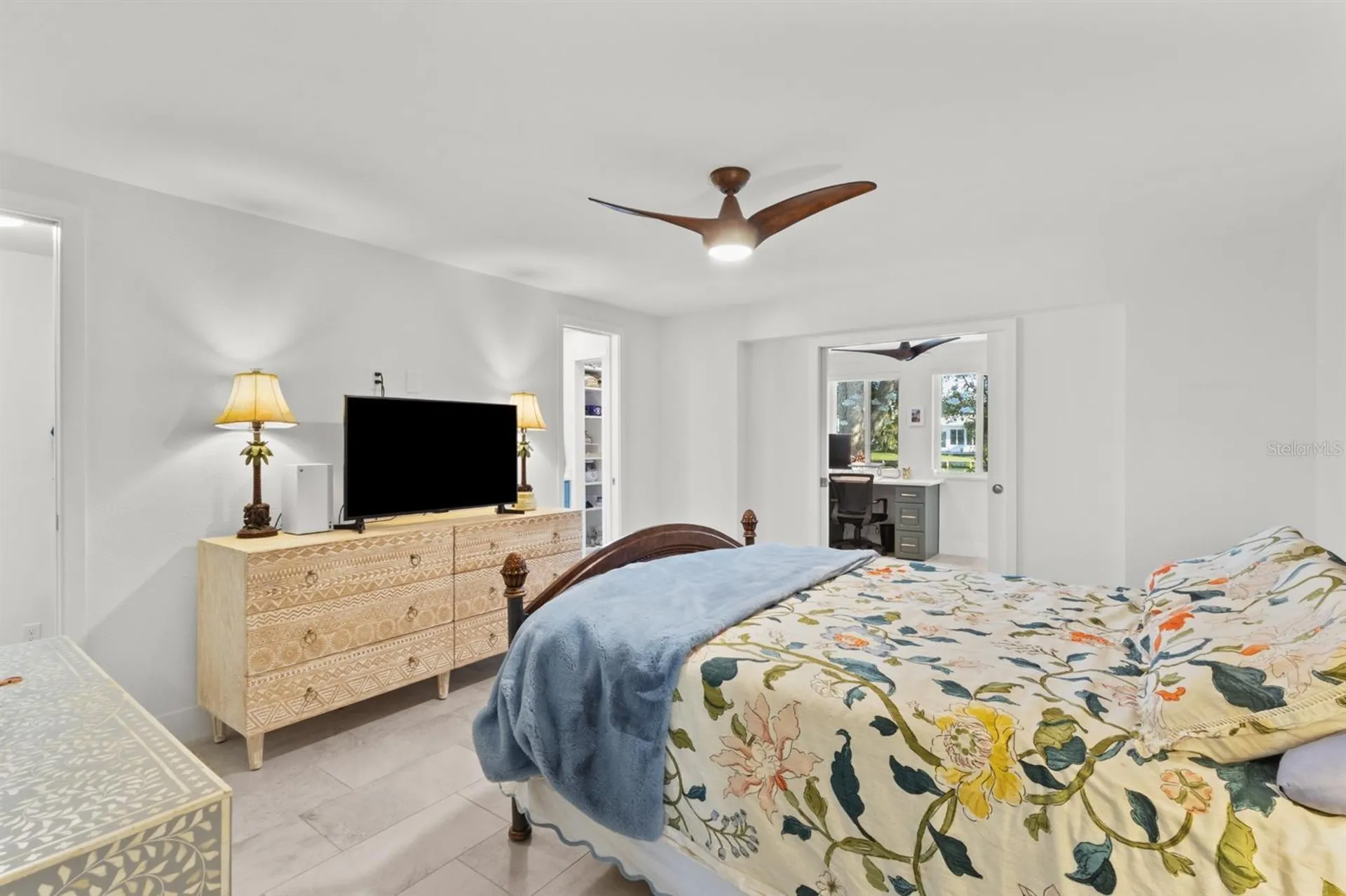 604 Spanish Drive N Longboat Key FL 34228