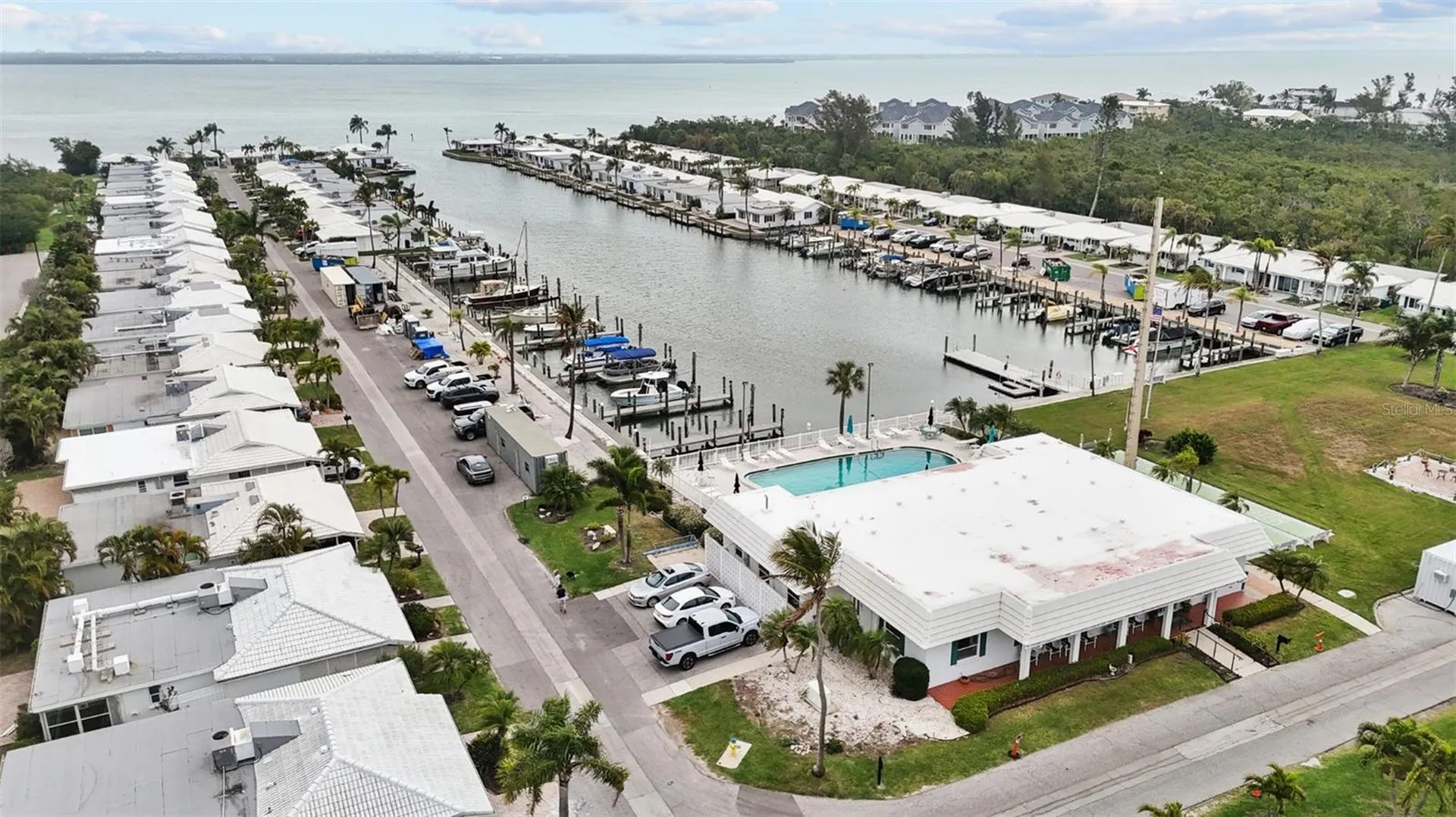 604 Spanish Drive N Longboat Key FL 34228
