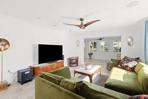 604 Spanish Drive N Longboat Key FL 34228