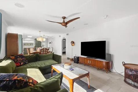 604 Spanish Drive N Longboat Key FL 34228