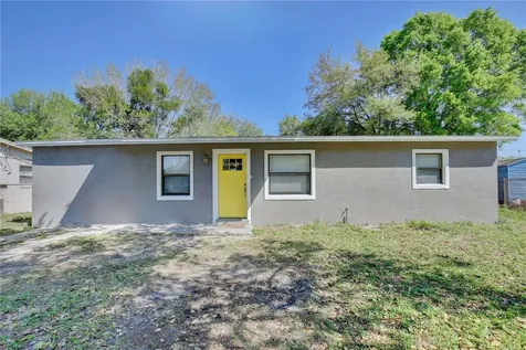 136 Academy Avenue Sanford FL 32771