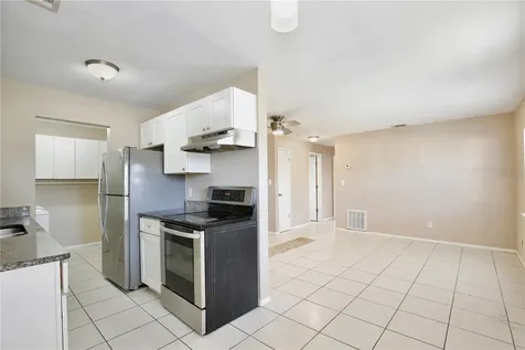 136 Academy Avenue Sanford FL 32771