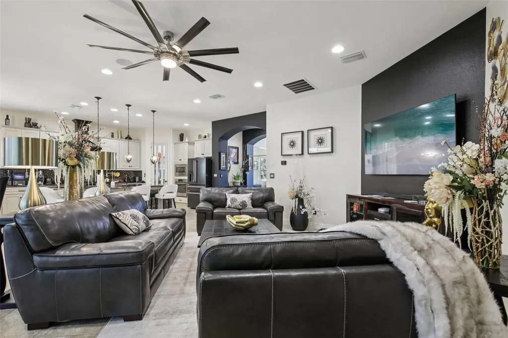 7112 Paradiso Drive Apollo Beach FL 33572