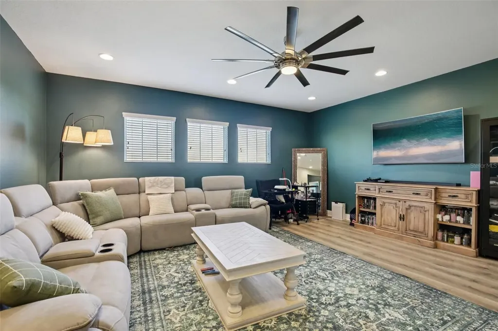 7112 Paradiso Drive Apollo Beach FL 33572