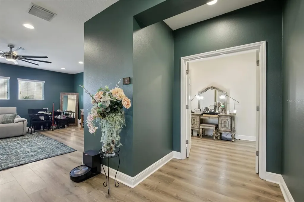 7112 Paradiso Drive Apollo Beach FL 33572