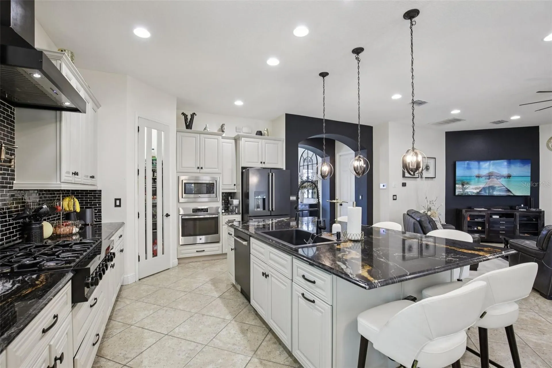 7112 Paradiso Drive Apollo Beach FL 33572