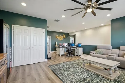 7112 Paradiso Drive Apollo Beach FL 33572