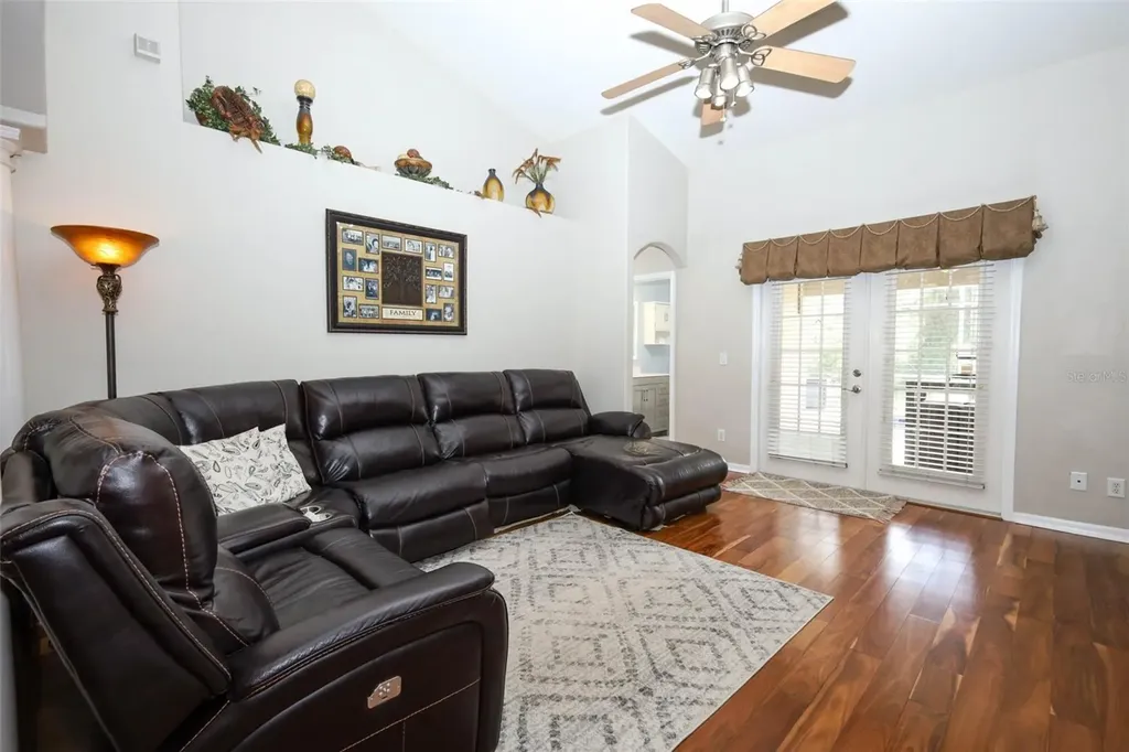 1621 Parkglen Circle Apopka FL 32712