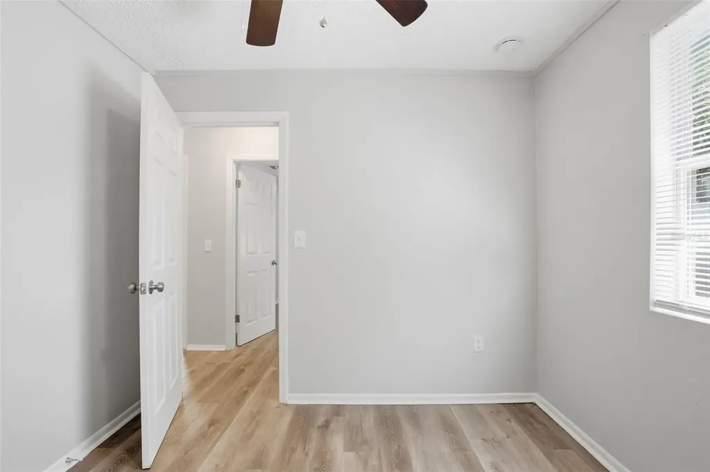 728 E Spruce Street Tarpon Springs FL 34689