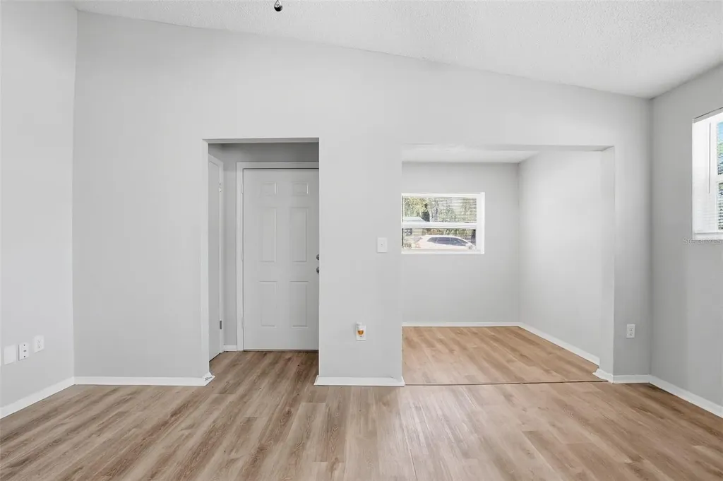 728 E Spruce Street Tarpon Springs FL 34689