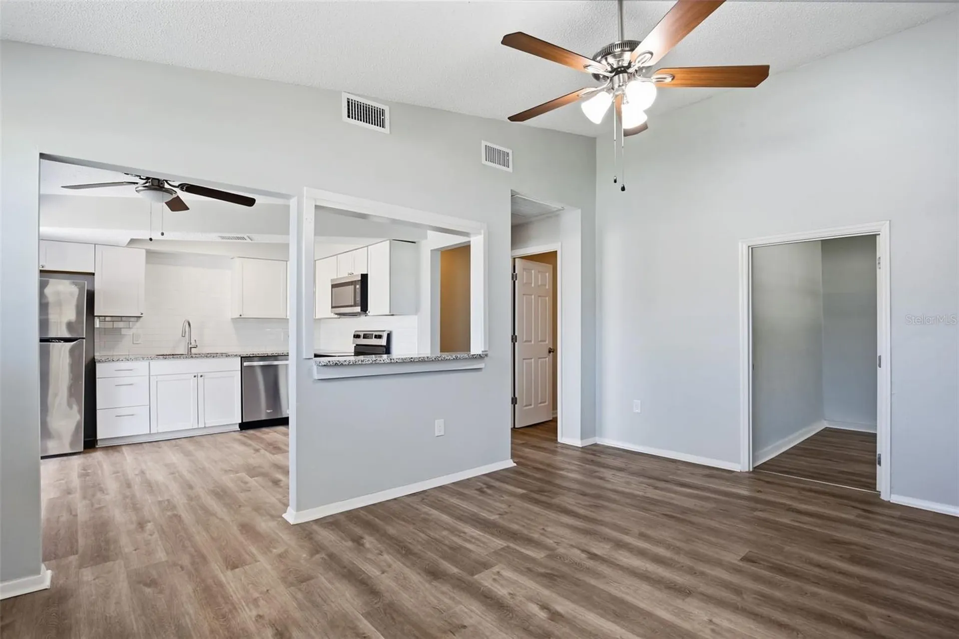 728 E Spruce Street Tarpon Springs FL 34689