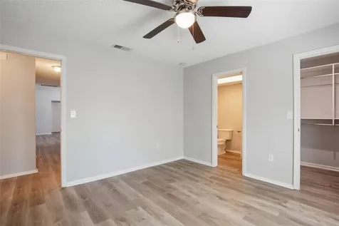 728 E Spruce Street Tarpon Springs FL 34689