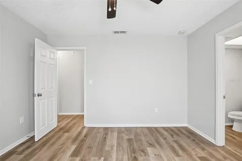 728 E Spruce Street Tarpon Springs FL 34689