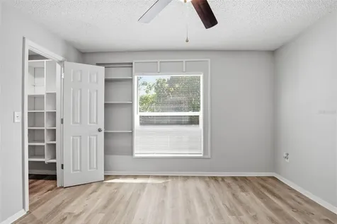 728 E Spruce Street Tarpon Springs FL 34689