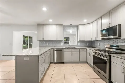 5101 NW 29th Lane Gainesville FL 32606