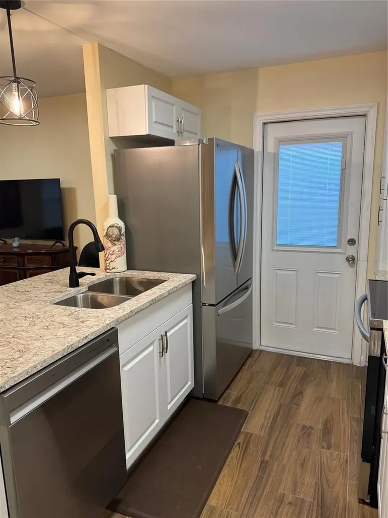 1009 Sumner Boulevard Safety Harbor FL 34695
