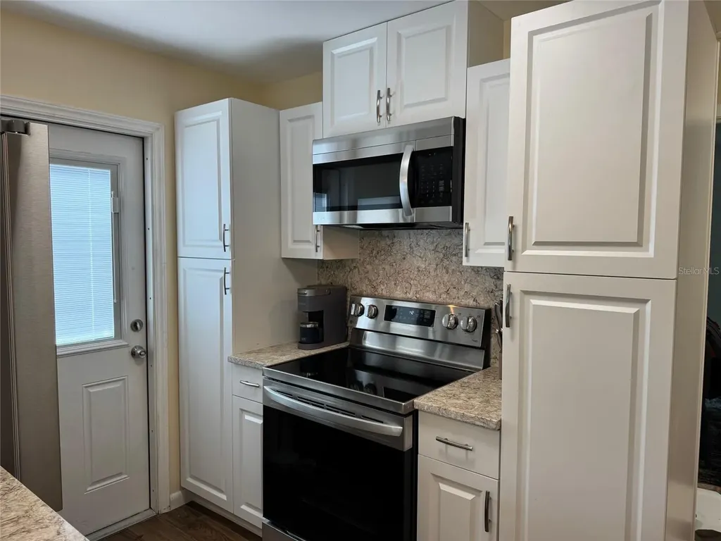 1009 Sumner Boulevard Safety Harbor FL 34695
