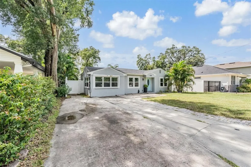 7308 N Dartmouth Avenue Tampa FL 33604