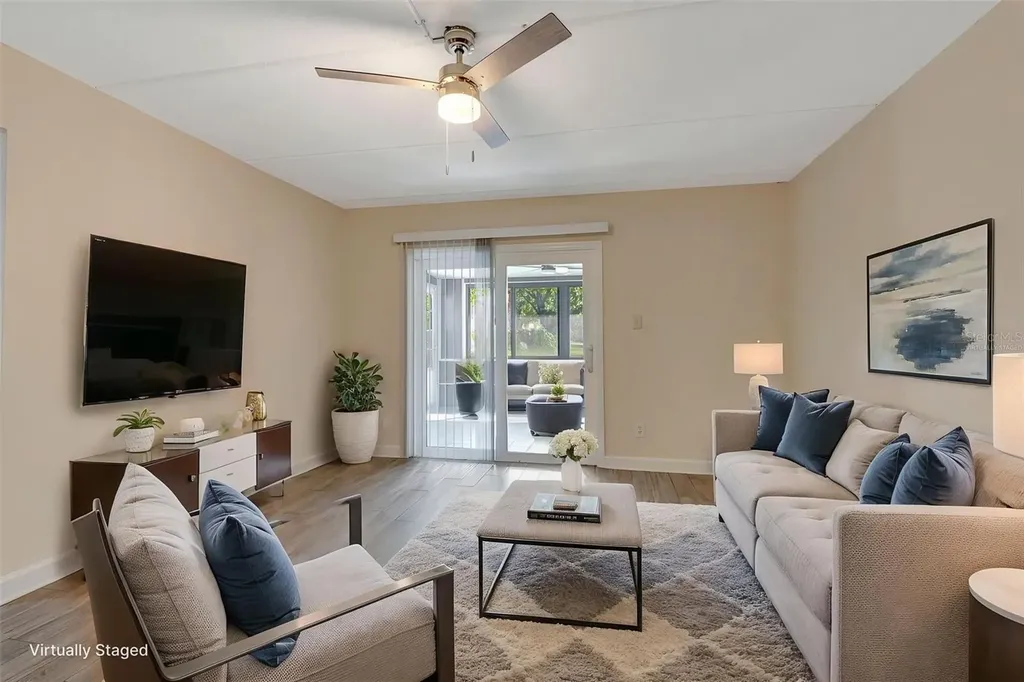 1122 84th Terrace N St Petersburg FL 33702