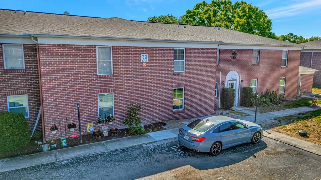 1122 84th Terrace N St Petersburg FL 33702
