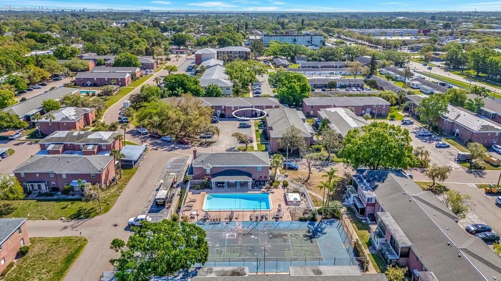 1122 84th Terrace N St Petersburg FL 33702