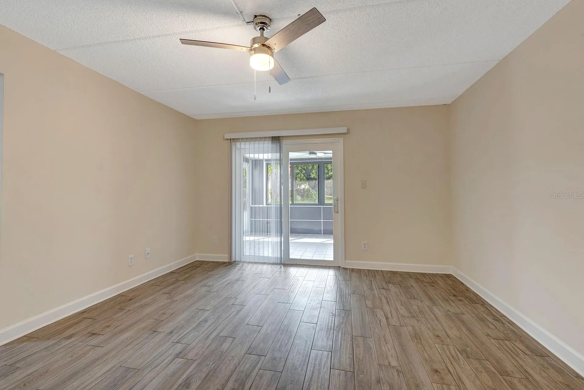 1122 84th Terrace N St Petersburg FL 33702