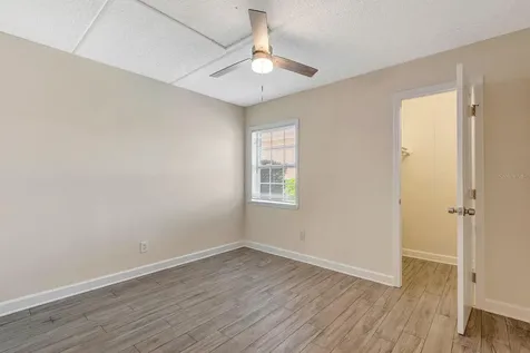 1122 84th Terrace N St Petersburg FL 33702