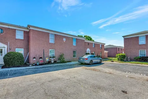 1122 84th Terrace N St Petersburg FL 33702