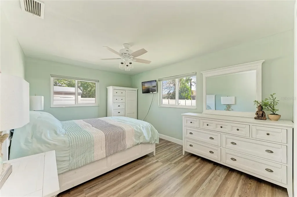 22391 New York Avenue Port Charlotte FL 33952