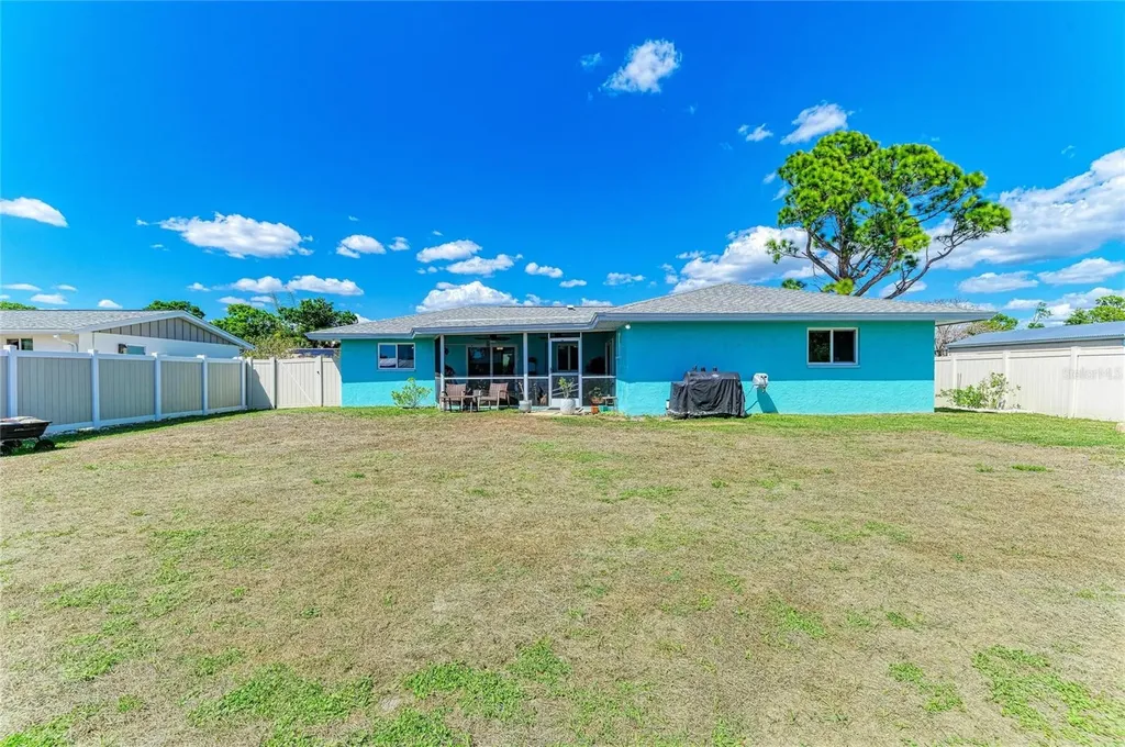 22391 New York Avenue Port Charlotte FL 33952