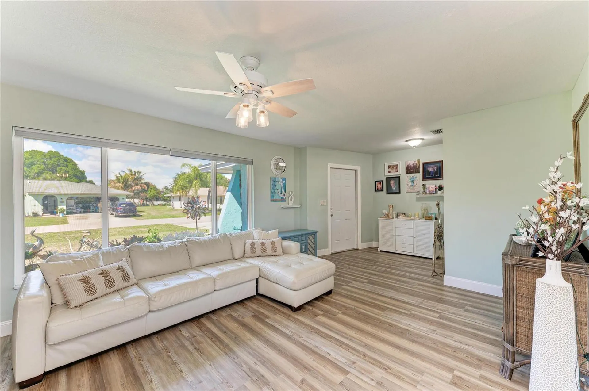 22391 New York Avenue Port Charlotte FL 33952