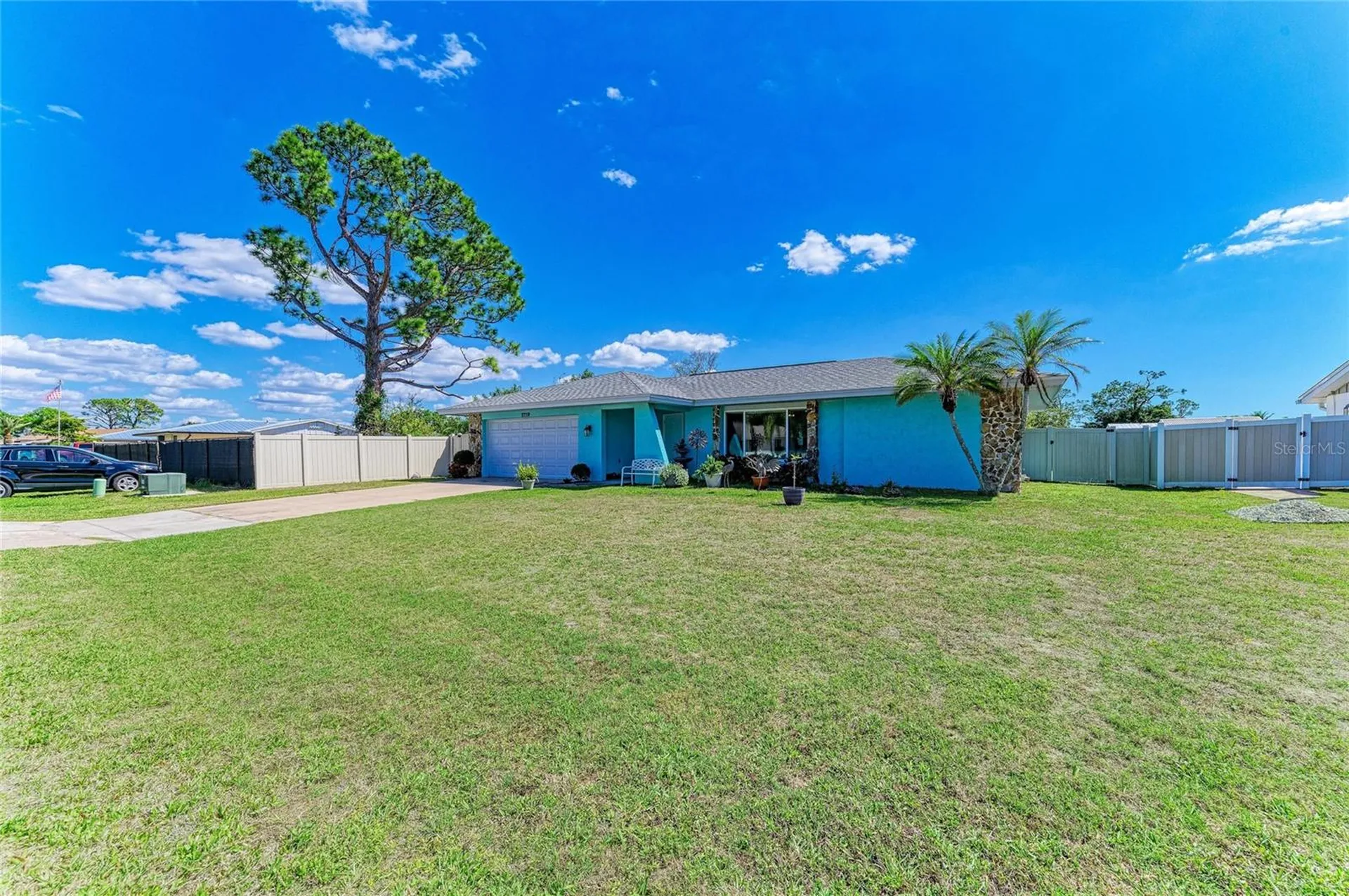 22391 New York Avenue Port Charlotte FL 33952