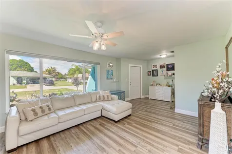 22391 New York Avenue Port Charlotte FL 33952