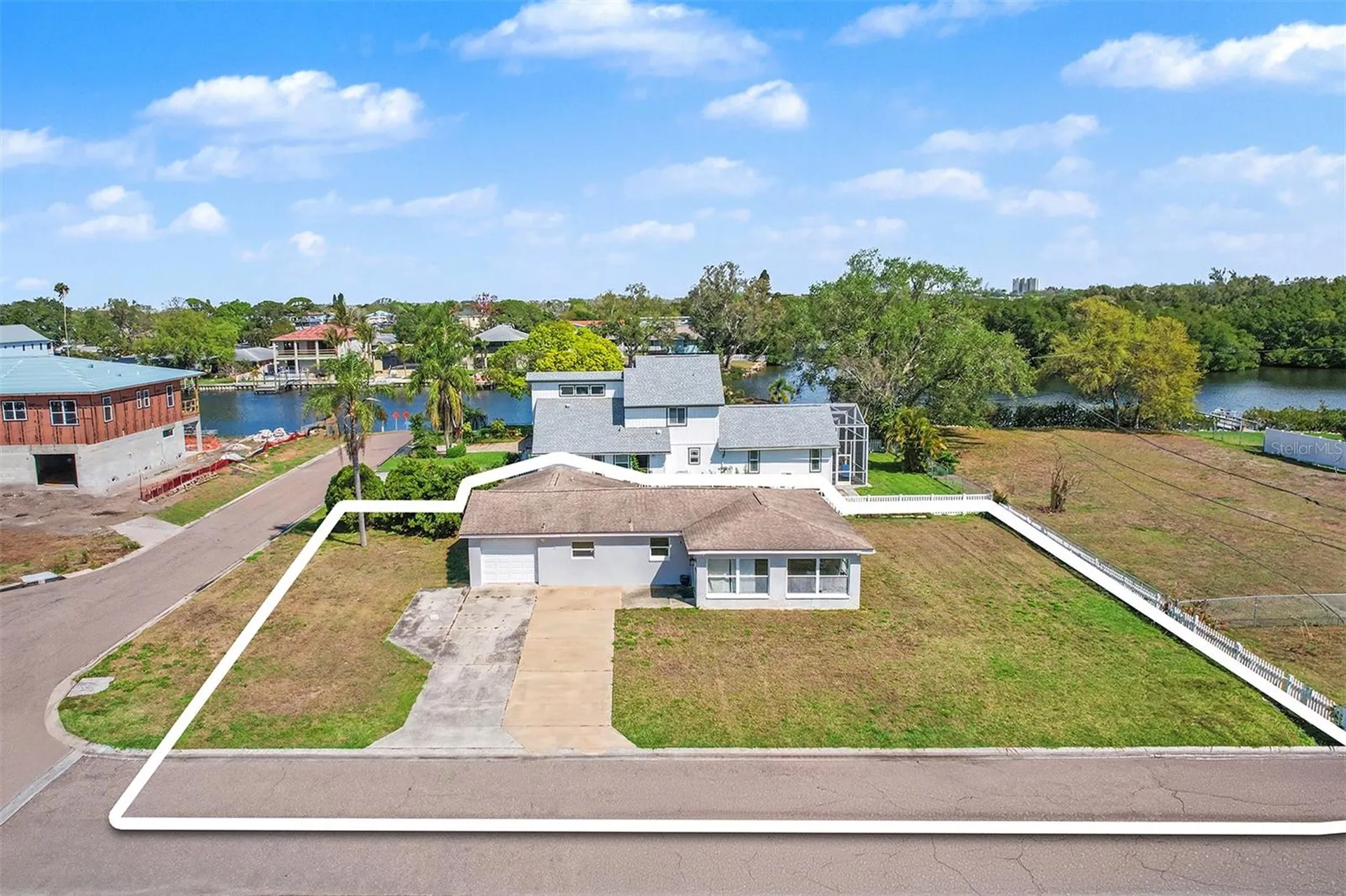 8751 Orient Way NE St Petersburg FL 33702
