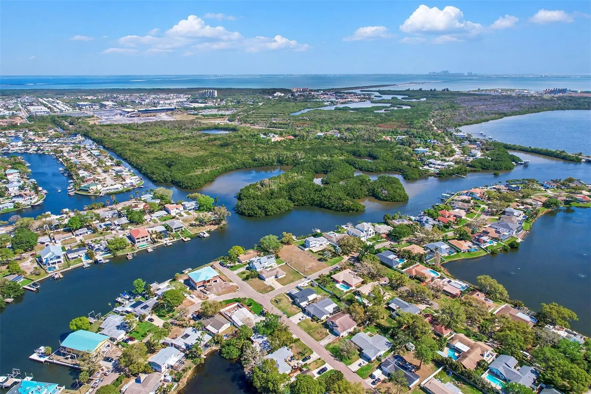 8751 Orient Way NE St Petersburg FL 33702