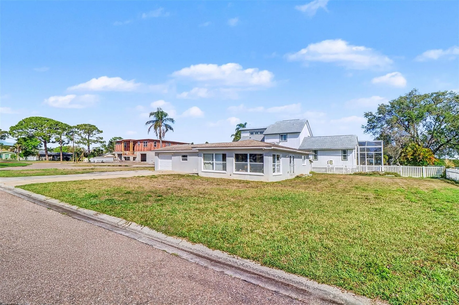 8751 Orient Way NE St Petersburg FL 33702