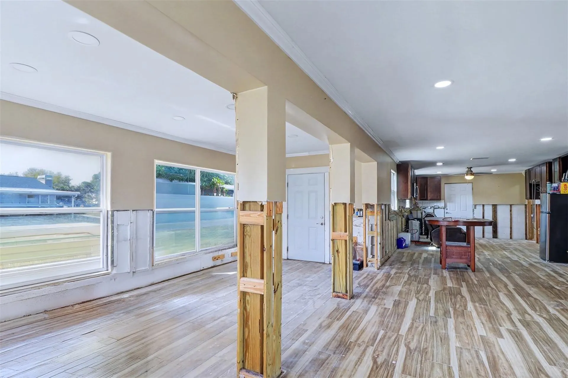 8751 Orient Way NE St Petersburg FL 33702
