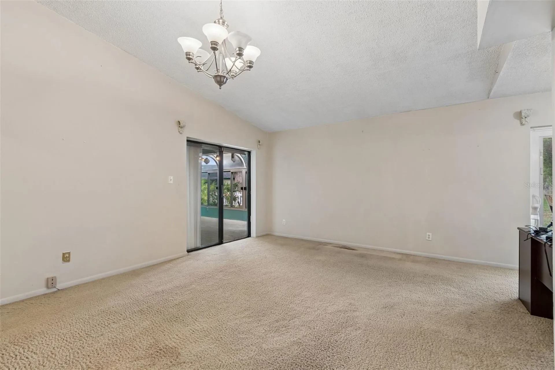 9004 Hogans Bend Tampa FL 33647