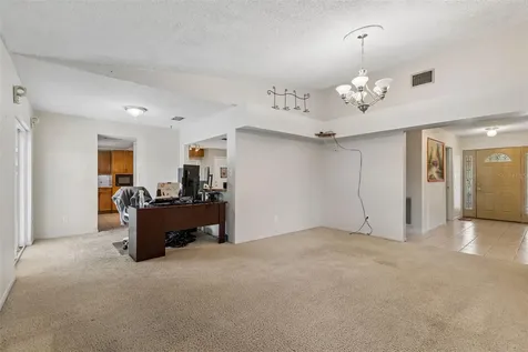 9004 Hogans Bend Tampa FL 33647