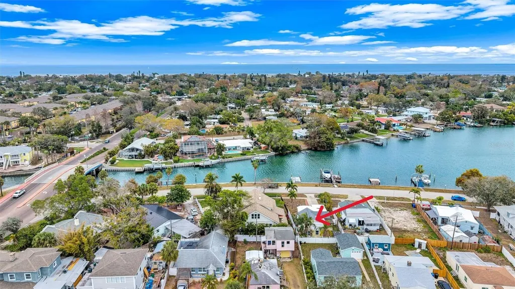 3945 Sunrise Drive S St Petersburg FL 33705