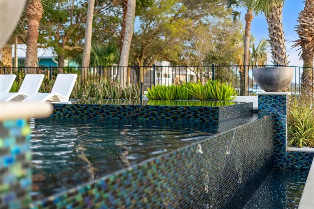 1194 N Peninsula Avenue New Smyrna Beach FL 32169