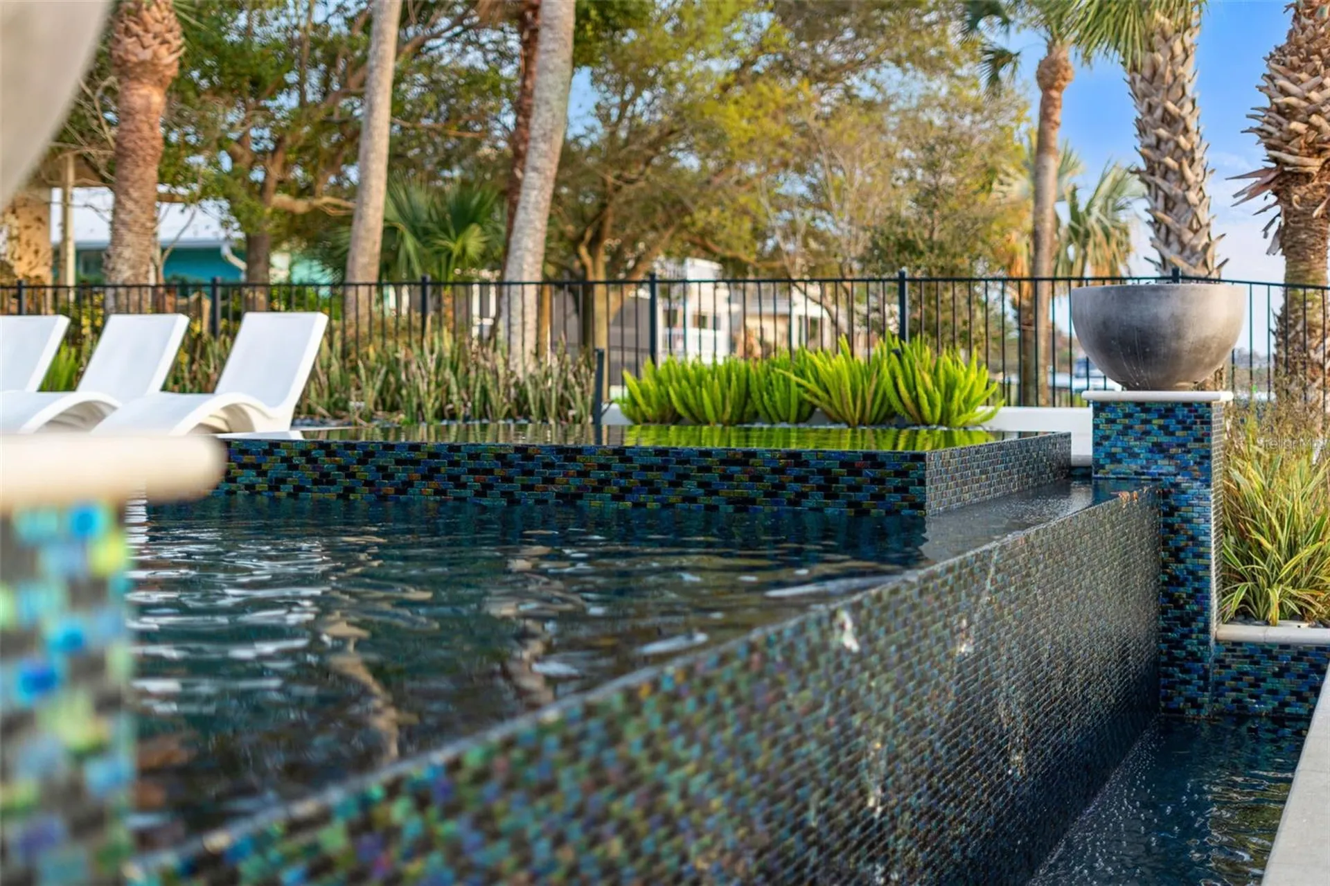 1194 N Peninsula Avenue New Smyrna Beach FL 32169