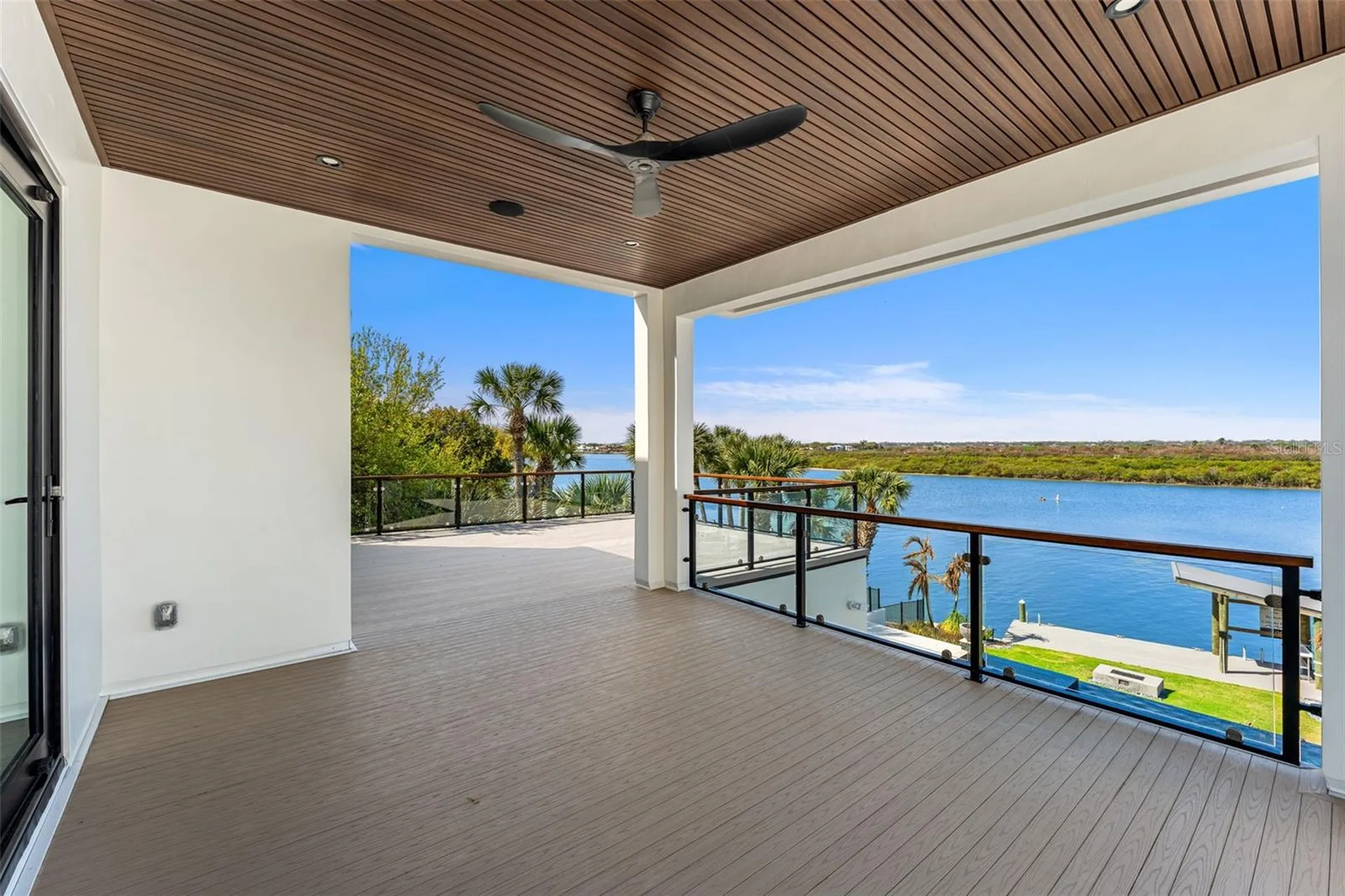 1194 N Peninsula Avenue New Smyrna Beach FL 32169