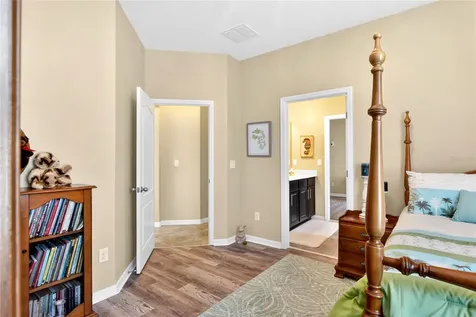132 Broad Street Winter Haven FL 33881