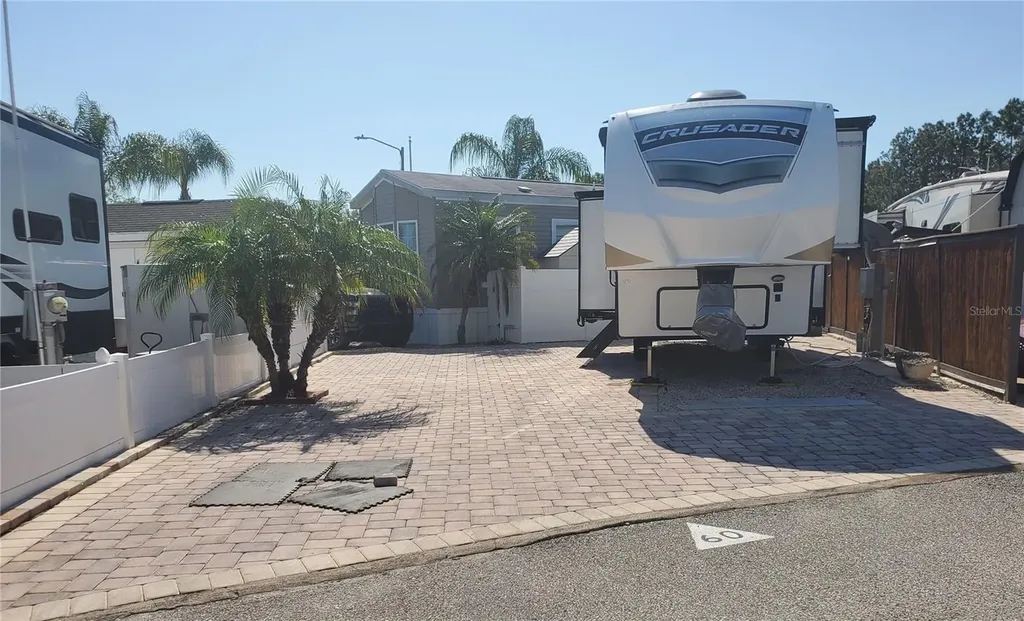 20300 Leonard Road Lutz FL 33558