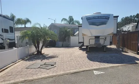 20300 Leonard Road Lutz FL 33558