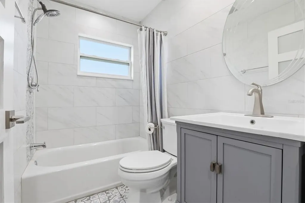 1250 S Pinellas Avenue Tarpon Springs FL 34689