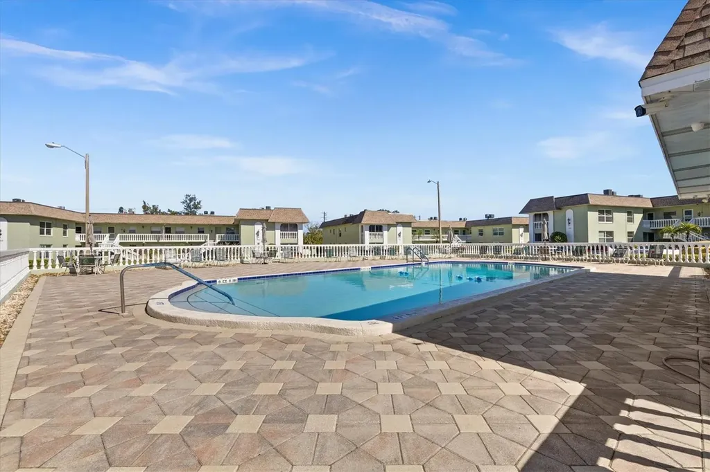 1250 S Pinellas Avenue Tarpon Springs FL 34689