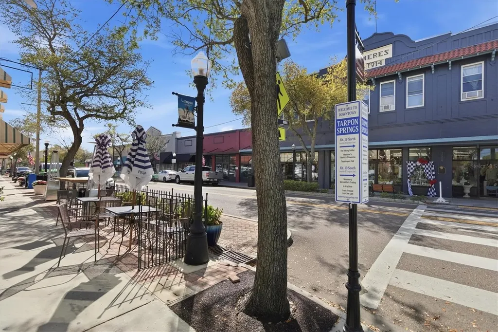 1250 S Pinellas Avenue Tarpon Springs FL 34689